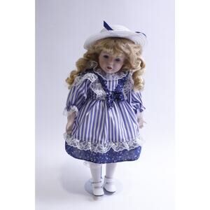 J C Penney, Porcelain, Doll, 16" Tall, Dressed, Blonde, White Blue Lace Dress,